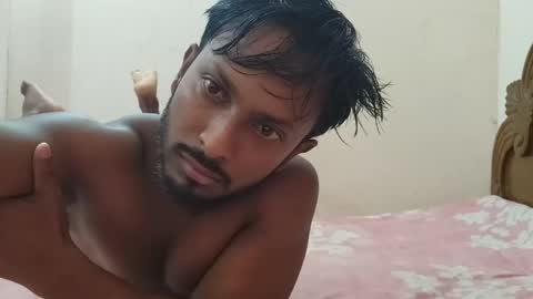 Snapshot of hunky_ariyaan chatting on 5, 5, 2026 Hunky Ariyaan online show from 5, 5, 2026