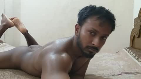 Snapshot of hunky_ariyaan chatting on 2, 6, 2026 Hunky Ariyaan online show from 2, 6, 2026