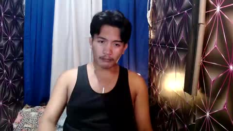 hunkylloyd online show from 22, 12, 2024