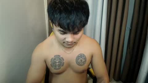hunkyzeus online show from 11, 6, 2026