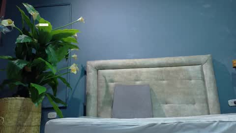 Hunter  online show from 7, 1, 2026