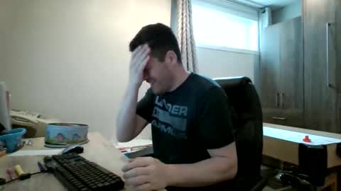 hurley7890 online show from 10, 4, 2026