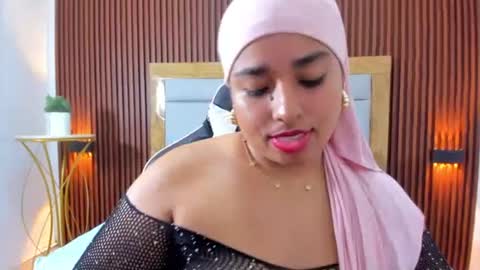 Snapshot of hurrem_had chatting on 9, 10, 2025 H U R R E M online show from 9, 10, 2025