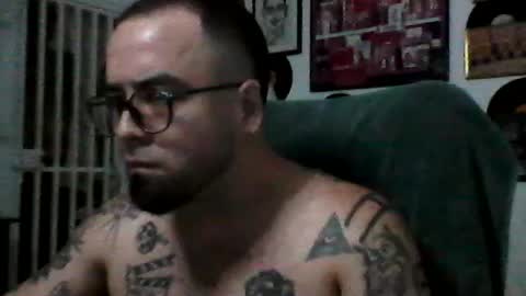 Snapshot of hurtadodirector chatting on 3, 7, 2026 hurtadodirector online show from 3, 7, 2026
