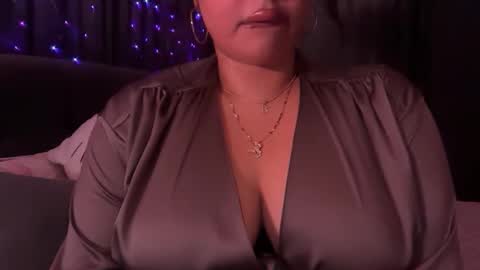 Snapshot of hxnnyyb chatting on 24, 4, 2026 Bex online show from 24, 4, 2026