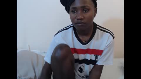 Snapshot of hyacinth_b chatting on 8, 6, 2026 hyacinth_b online show from 8, 6, 2026