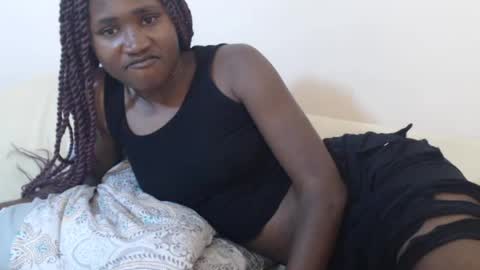 Snapshot of hyacinth_b chatting on 10, 7, 2026 hyacinth_b online show from 10, 7, 2026