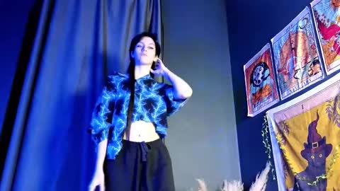 Hyeon Jin online show from 10, 2, 2025