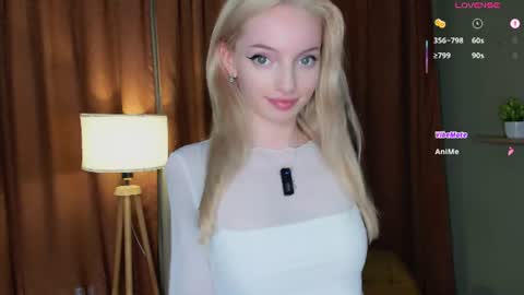 Snapshot of hypno_eyes_babe chatting on 19, 6, 2026 Kate online show from 19, 6, 2026