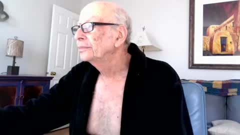 Snapshot of i12cuu12c2 chatting on 11, 10, 2025 i12cuu12c2 online show from 11, 10, 2025