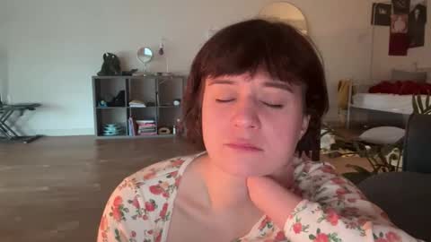 Olive online show from 7, 2, 2026