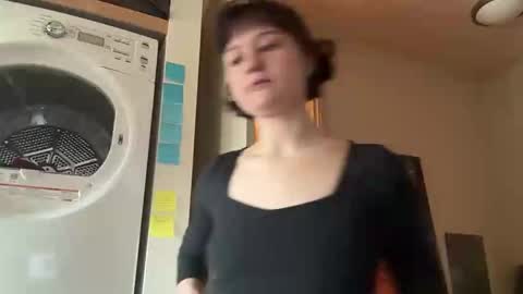 Olive online show from 28, 3, 2026