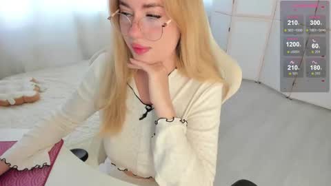 HiI am  EvaPVT is open  online show from 11, 9, 2025