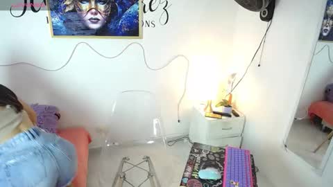 iam_monika online show from 11, 11, 2025