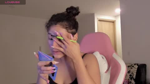 On instagram Imm  NikkiHelp me reach 100 likes online show from 21, 2, 2025