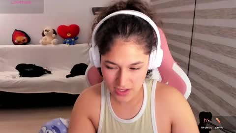 On instagram Imm  NikkiHelp me reach 100 likes online show from 30, 9, 2025