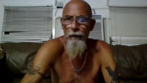 Goat  Lulu  Elektra online show from 20, 7, 2026