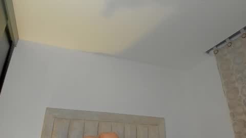 Juliiiiian online show from 6, 1, 2026