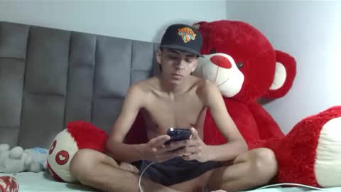 Snapshot of iammaik chatting on 11, 3, 2025 iammaik online show from 11, 3, 2025