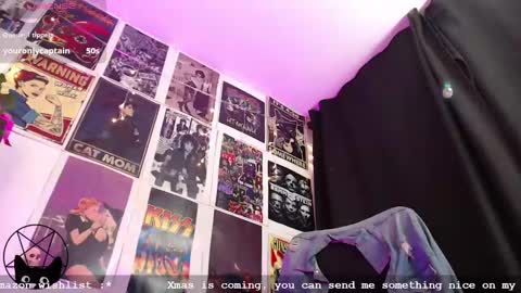 Snapshot of iammari_ chatting on 10, 12, 2024 Mari online show from 10, 12, 2024