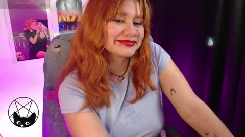 Snapshot of iammari_ chatting on 4, 2, 2025 Mari online show from 4, 2, 2025