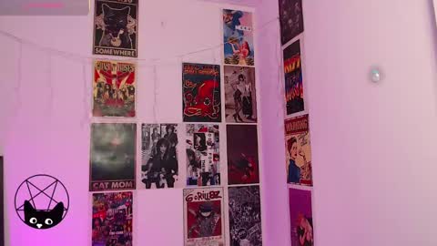 Snapshot of iammari_ chatting on 6, 3, 2025 Mari online show from 6, 3, 2025