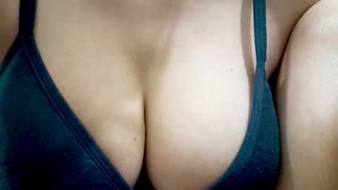 Iamnidhicam online show from 20, 3, 2026