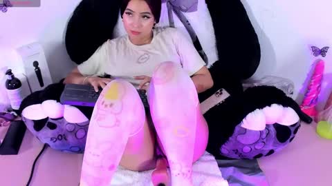 Snapshot of iamstephanie13 chatting on 22, 1, 2025 Steph - Online Again - 1 DECEMBER online show from 22, 1, 2025