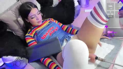 Snapshot of iamstephanie13 chatting on 12, 10, 2025 Steph - Online Again - 1 DECEMBER online show from 12, 10, 2025