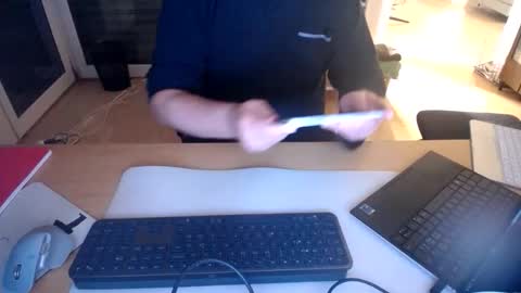 Snapshot of iandy12 chatting on 20, 11, 2025 iandy12 online show from 20, 11, 2025