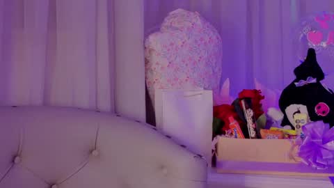 Snapshot of iara_smith_ chatting on 11, 5, 2026 iara smith online show from 11, 5, 2026