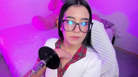 Ibbie Bennett online show from 17, 2, 2026