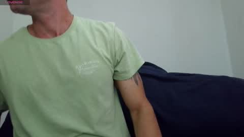 Snapshot of ibovegas chatting on 2, 11, 2025 Laura e Augusto online show from 2, 11, 2025