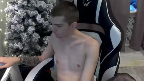 MAX online show from 3, 12, 2024