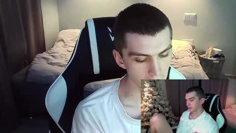 MAX online show from 17, 1, 2025