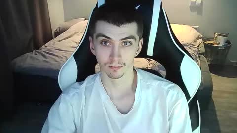 MAX online show from 22, 1, 2025