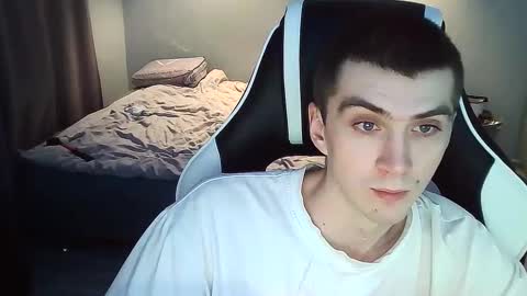 MAX online show from 23, 1, 2025