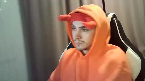 MAX online show from 9, 2, 2025