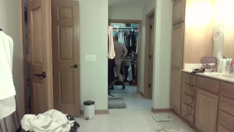 icelandicpimp42 online show from 4, 12, 2025