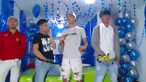 THOMAS AND DAMIAND online show from 11, 1, 2025