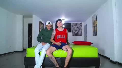 THOMAS AND DAMIAND online show from 27, 9, 2025