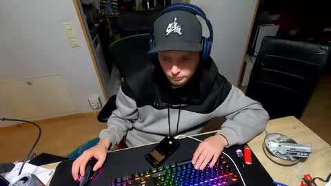 ich7722 online show from 14, 4, 2026