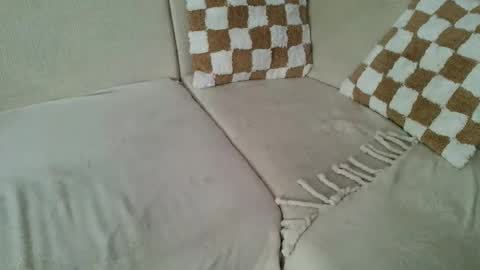 Snapshot of ich_hh chatting on 31, 10, 2025 SnowTiger online show from 31, 10, 2025