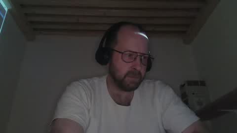 Snapshot of icum4ladies2021 chatting on 8, 2, 2025 icum4ladies2021 online show from 8, 2, 2025