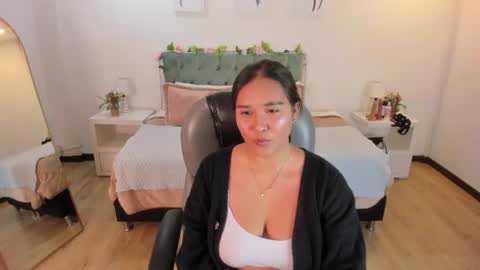 Snapshot of icysweetcam chatting on 19, 7, 2026 Icy online show from 19, 7, 2026