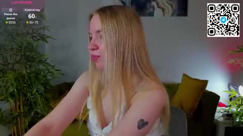 Snapshot of ida_lewiss chatting on 14, 6, 2026 Ida online show from 14, 6, 2026