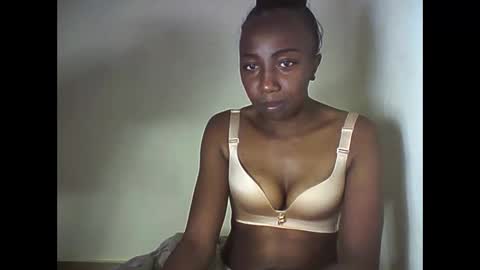 Snapshot of ideal_01 chatting on 15, 5, 2026 ideal_01 online show from 15, 5, 2026