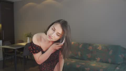 Snapshot of ifyouleave chatting on 2, 2, 2025 Belle online show from 2, 2, 2025