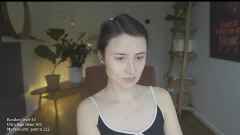 Snapshot of ifyouleave chatting on 15, 10, 2025 Belle online show from 15, 10, 2025