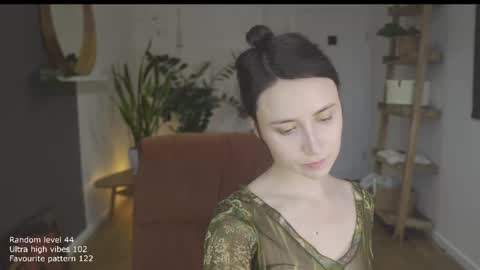 Snapshot of ifyouleave chatting on 27, 10, 2025 Belle online show from 27, 10, 2025